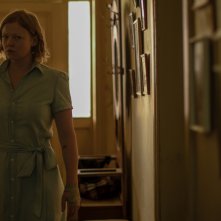 Il morso del coniglio: Sarah Snook in una scena del film