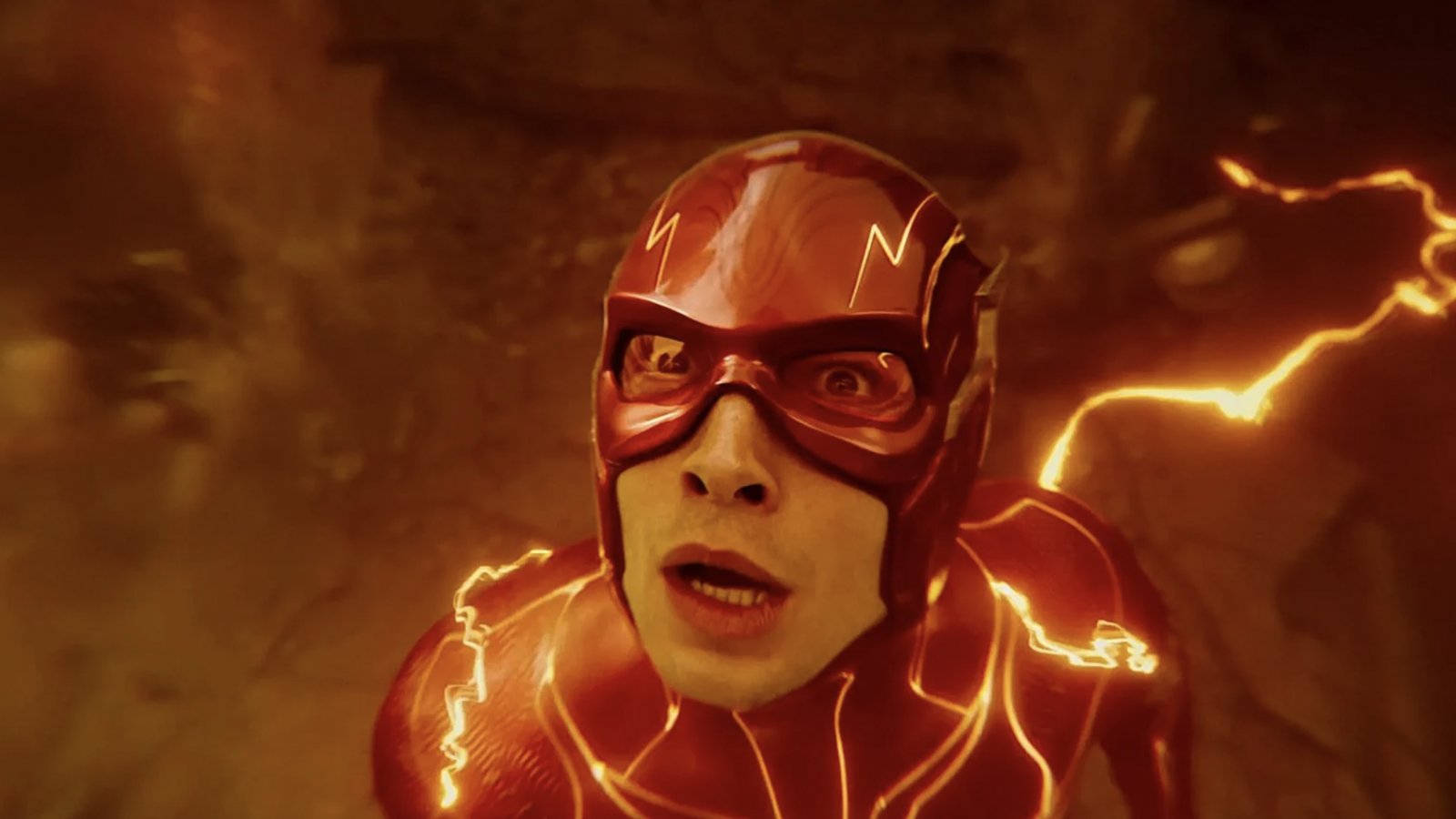 The Flash: Warner Bros. Cina accusata di aver pagato per avere recensioni positive