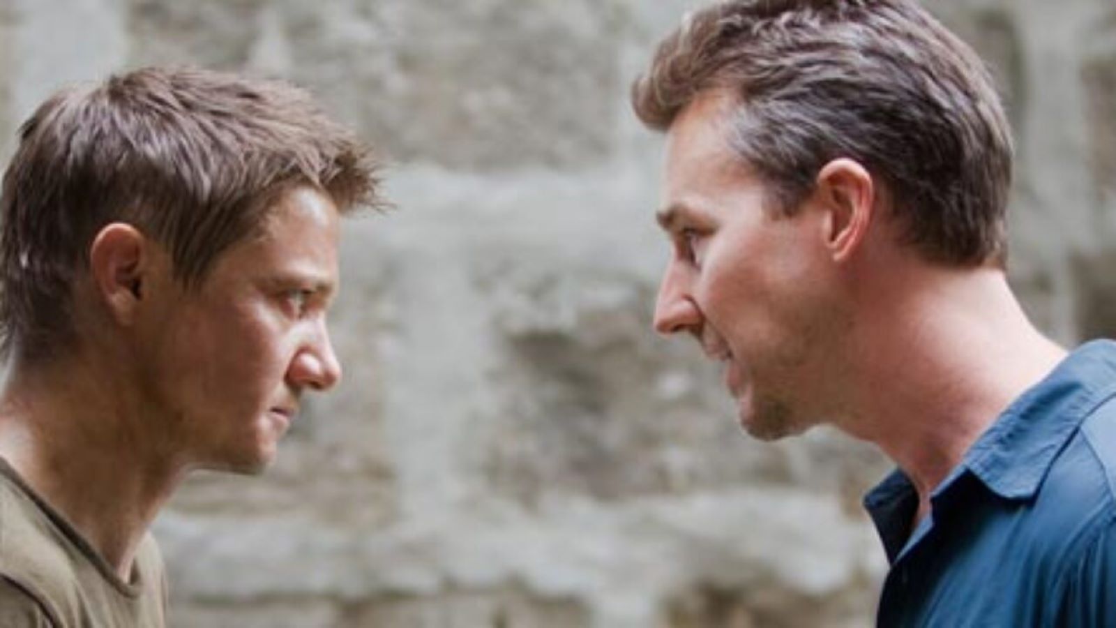 The Bourne Legacy stasera su Rete 4: cast, recensione e trama del film con Jeremy Renner