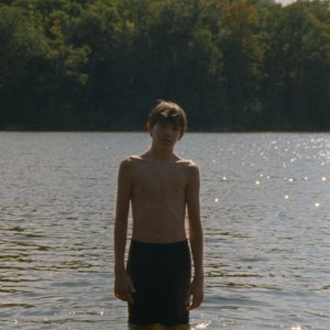 Falcon Lake: una scena del film