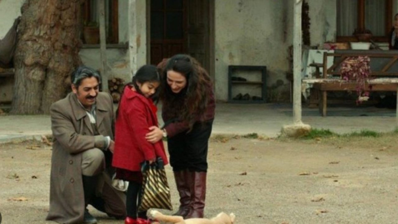 Terra Amara, anticipazioni trama 22 giugno: la gioia di Uzum e la rabbia fuori controllo di Yilmaz