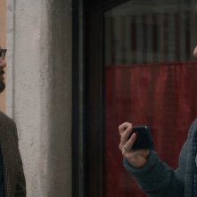 Rido perchè ti amo: Greg e Paolo Ruffini in una scena del film