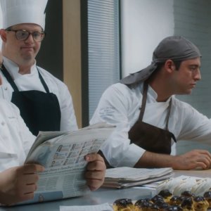 Rido perchè ti amo: Nicola Nocella e Filippo Caccamo in una scena