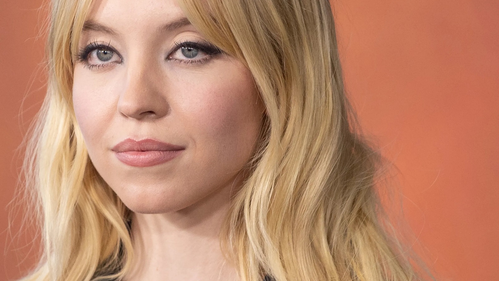 Sydney Sweeney: 'Social media can be really harmful'