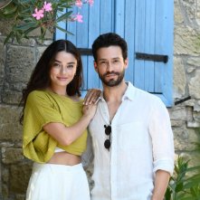 Voglio crederci: Ayça Aysin Turan, Ekin Koç in una foto