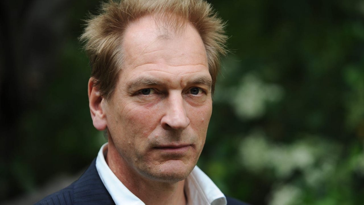 Julian Sands: resti umani trovati nell'area delle ricerche dell'attore scomparso