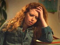 Natasha Lyonne odia essere definita 'coraggiosa' per aver interpretato una lesbica: 'È così offensivo'