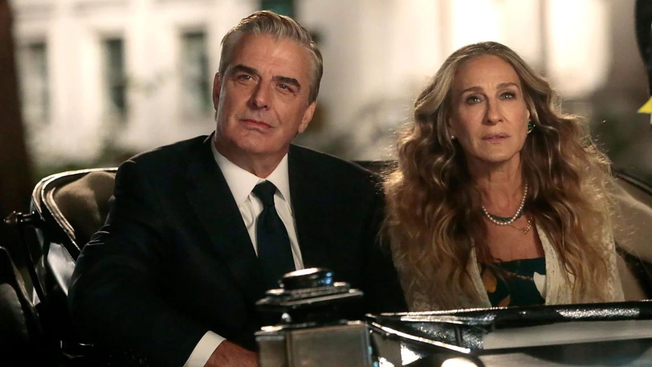 Sex and the City: Chris Noth nega di essere stato 'isolato' dal cast dopo le accuse di violenza sessuale
