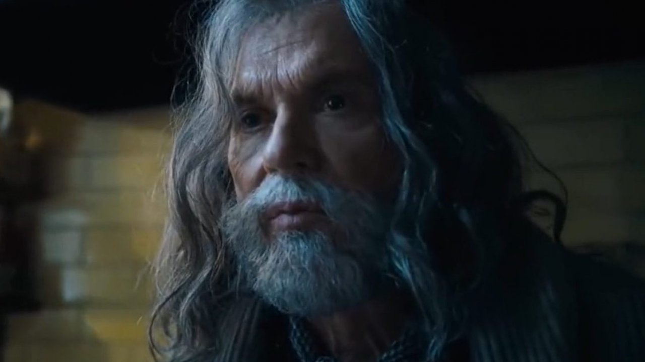 Batgirl: ecco il Batman di Michael Keaton nelle nuove foto dal set del film cancellato