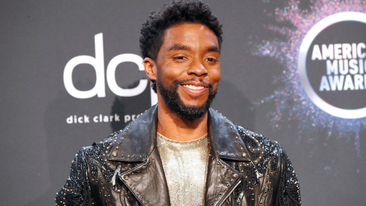 Chadwick Boseman: il compianto attore riceverà la sua stella postuma sulla Walk of Fame