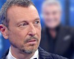 Amadeus solleva polemiche su Instagram: a chi si riferiscono le sue parole?