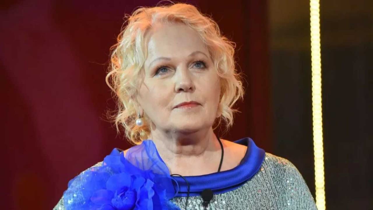 Grande Fratello Vip 8: Katia Ricciarelli e Paola Barale come nuove opinioniste? Le anticipazioni di  Signorini