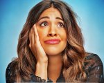 Non sono ancora morta, la recensione: Gina Rodriguez nella comedy che ci ricorda l'importanza della vita