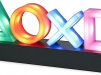 Playstation: la lampada con le famosissime icone della console nipponica è in sconto su Amazon