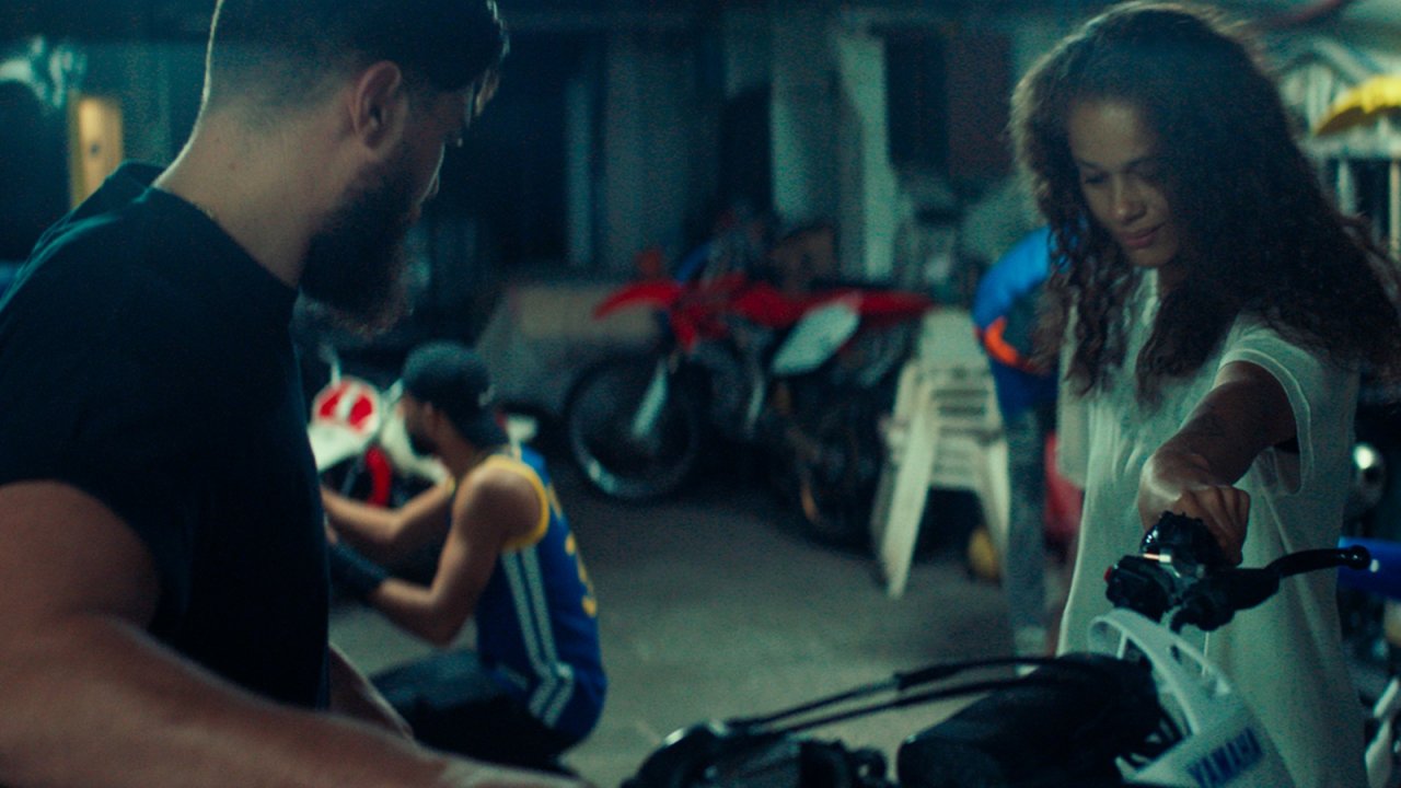 Rodeo: una clip in esclusiva tratta dal film di Lola Quivoron