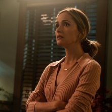 Insidious - La porta rossa: Rose Byrne in una scena del film