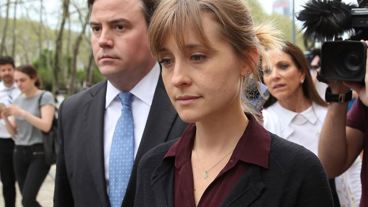 Smallville: Allison Mack è stata rilasciata di prigione