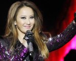 Coco Lee è morta a 48 anni, la cantante e attrice era in coma dopo un tentato suicidio