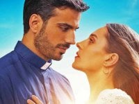 L'estate più calda, la recensione: una rom-com per celebrare la stagione più bella