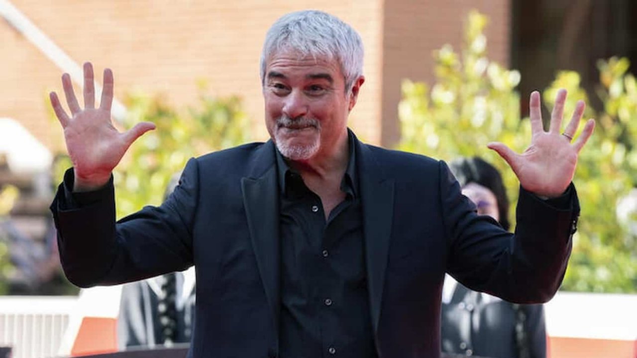 Pino Insegno fa il bis in RAI: strappa L'Eredità a Flavio Insinna e prepara Il Mercante in Fiera