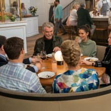 The Out-Laws - Suoceri fuorilegge: Pierce Brosnan, Ellen Barkin, Nina Dobrev in una foto