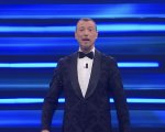 Sanremo 2024: Amadeus annuncia le novità: date, cantanti co-conduttori e una nuova giuria