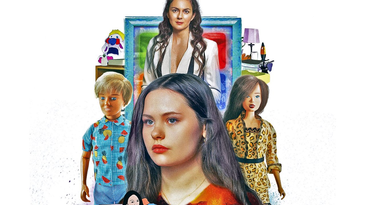 Coma, la recensione: il lockdown secondo Bertrand Bonello, tra Barbie, Ken e incubi lynchiani