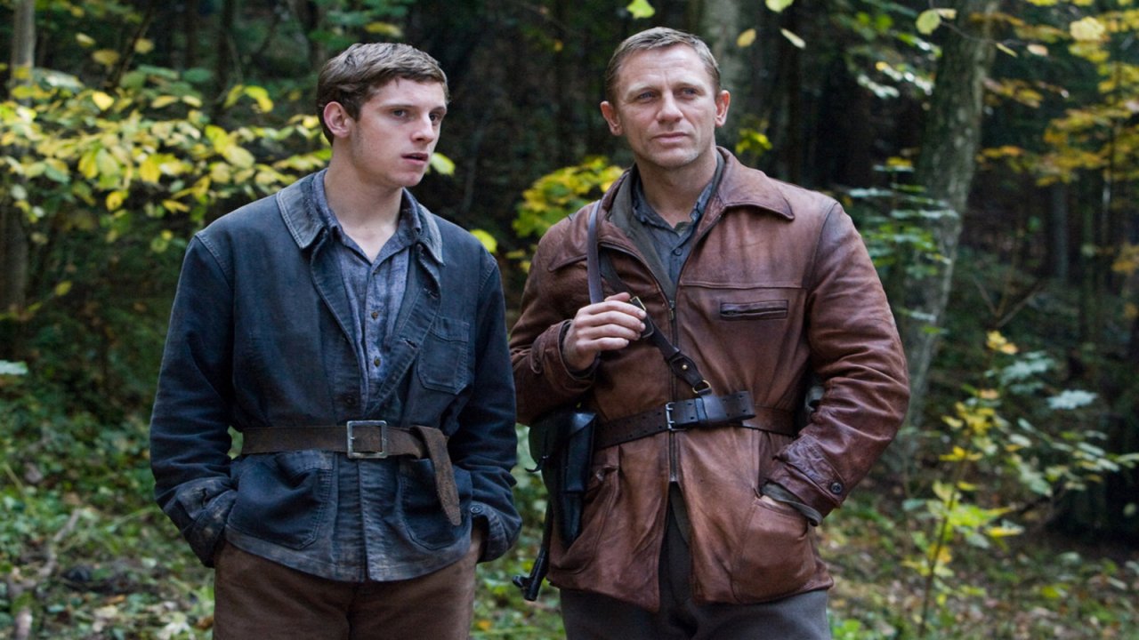 Defiance - I giorni del coraggio stasera su Iris: cast, curiosità, trama e vera storia del film