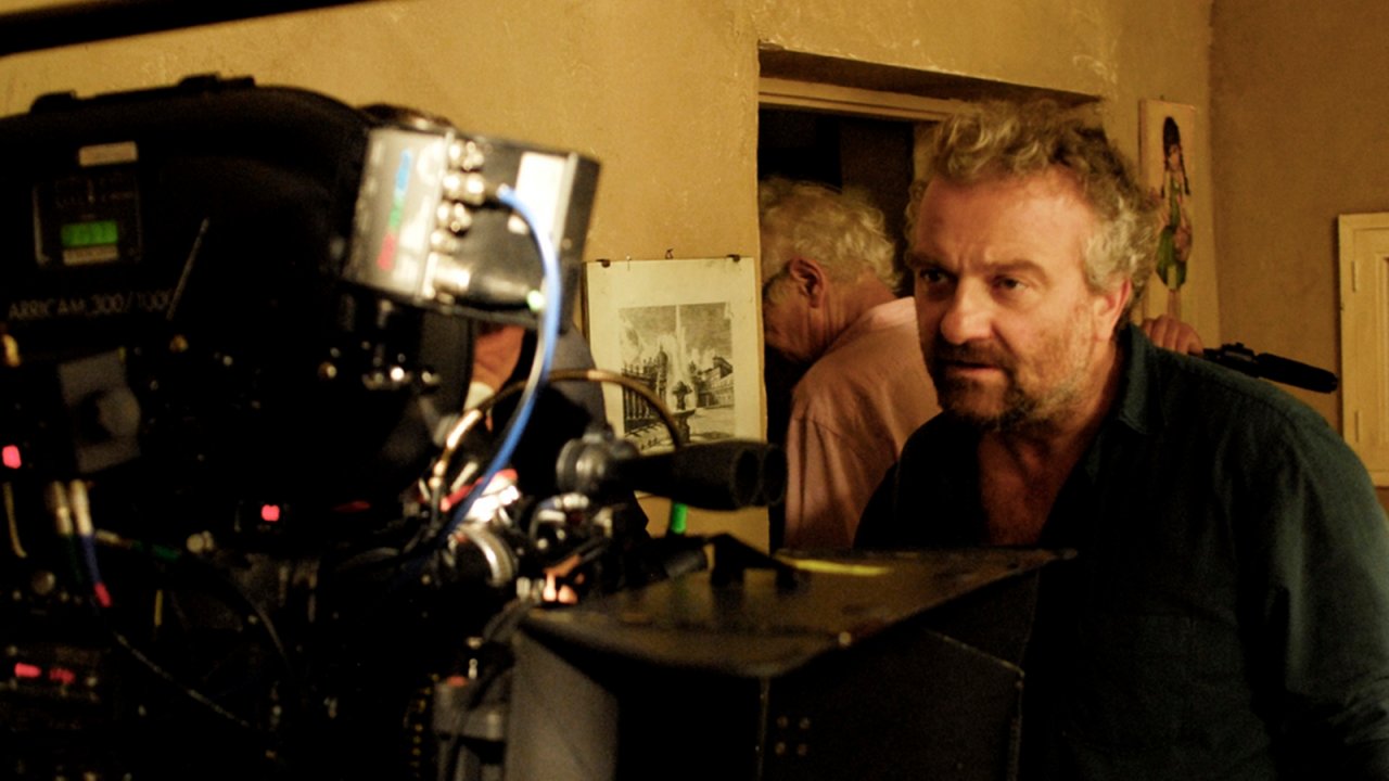 Giovanni Veronesi farà un film sull'orsa JJ4: 'Il cattivo? Il presidente della regione Trentino'