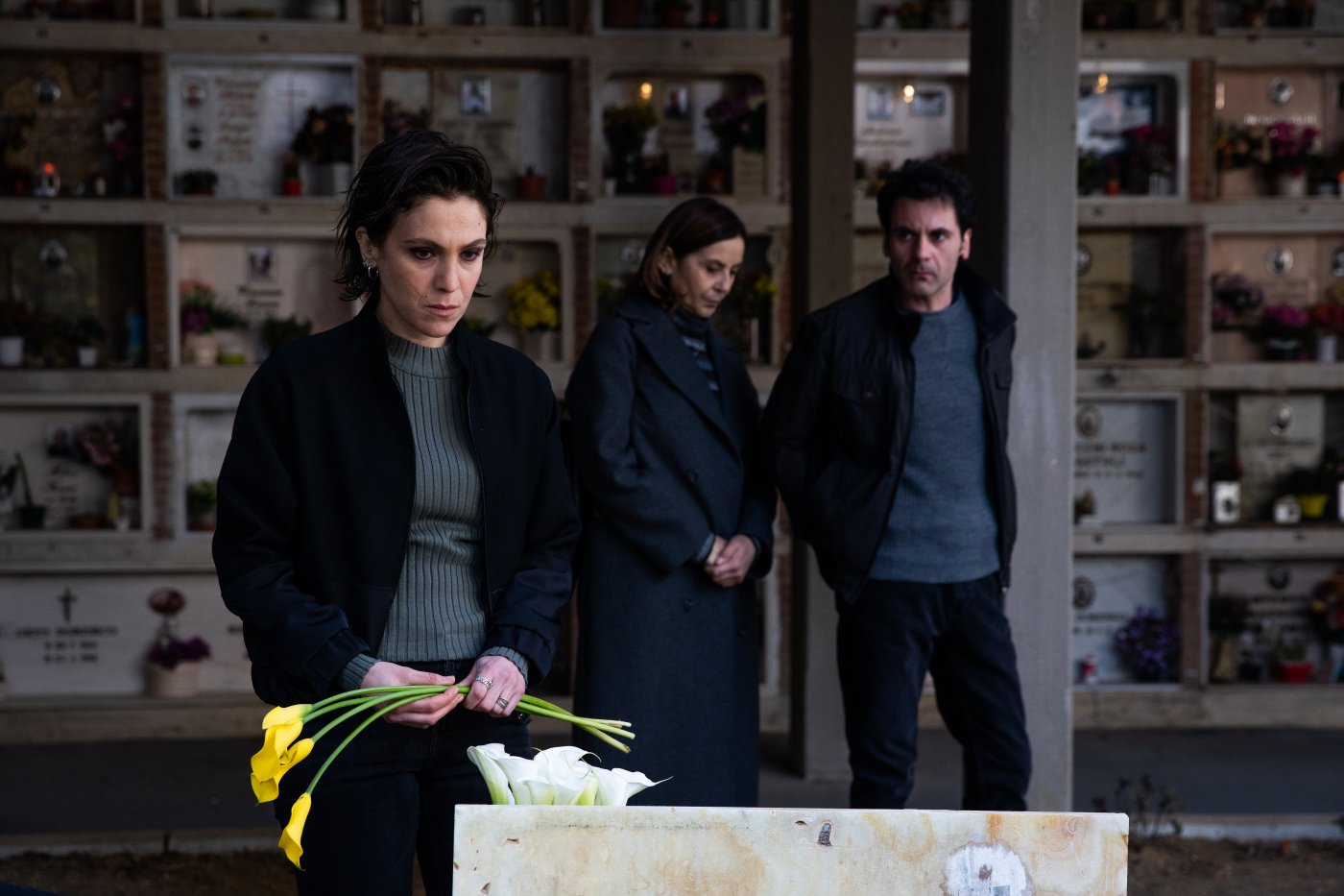 La recensione di Come pecore in mezzo ai lupi - Movieplayer.it