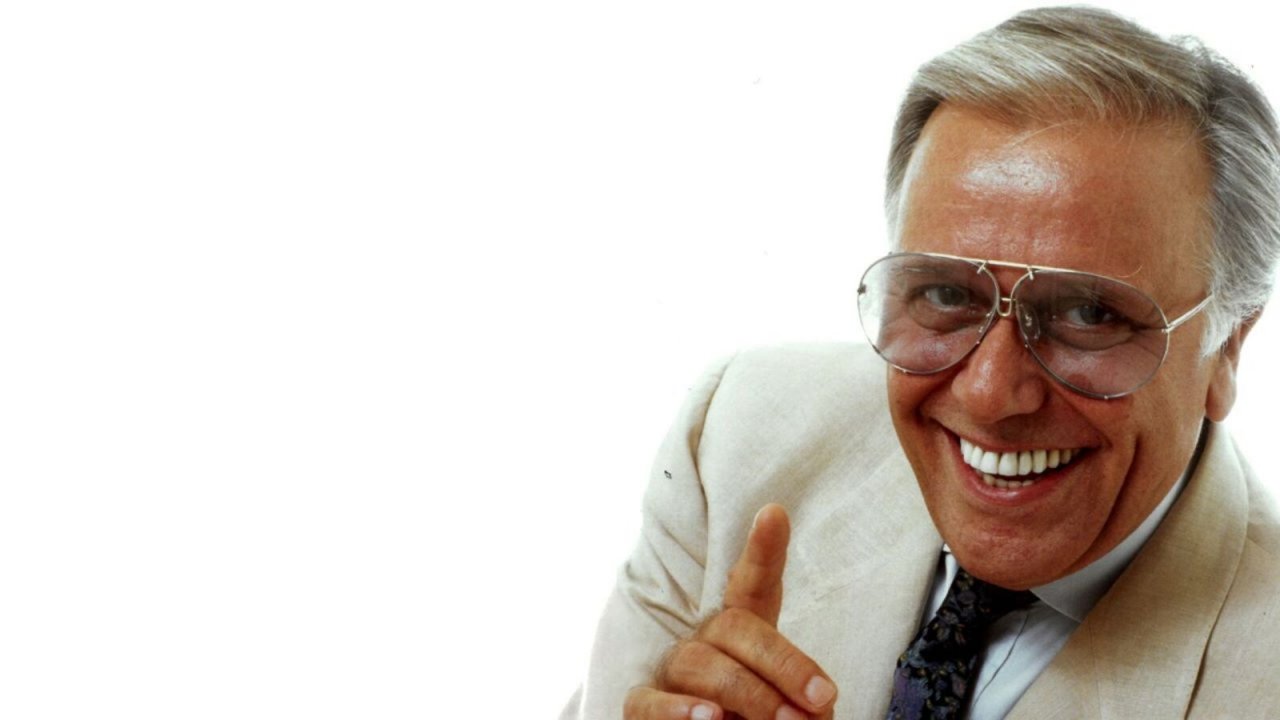 Funari Funari Funari: stasera Cielo celebra il conduttore a 15 anni dalla morte