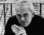 Milan Kundera, autore de L'insostenibile leggerezza dell’essere, morto a 94 anni