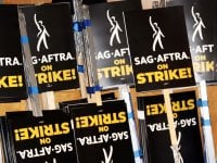 SAG-AFTRA conferma lo sciopero, Fran Drescher: 'Si vergognino, non rispettano il lavoro degli attori'