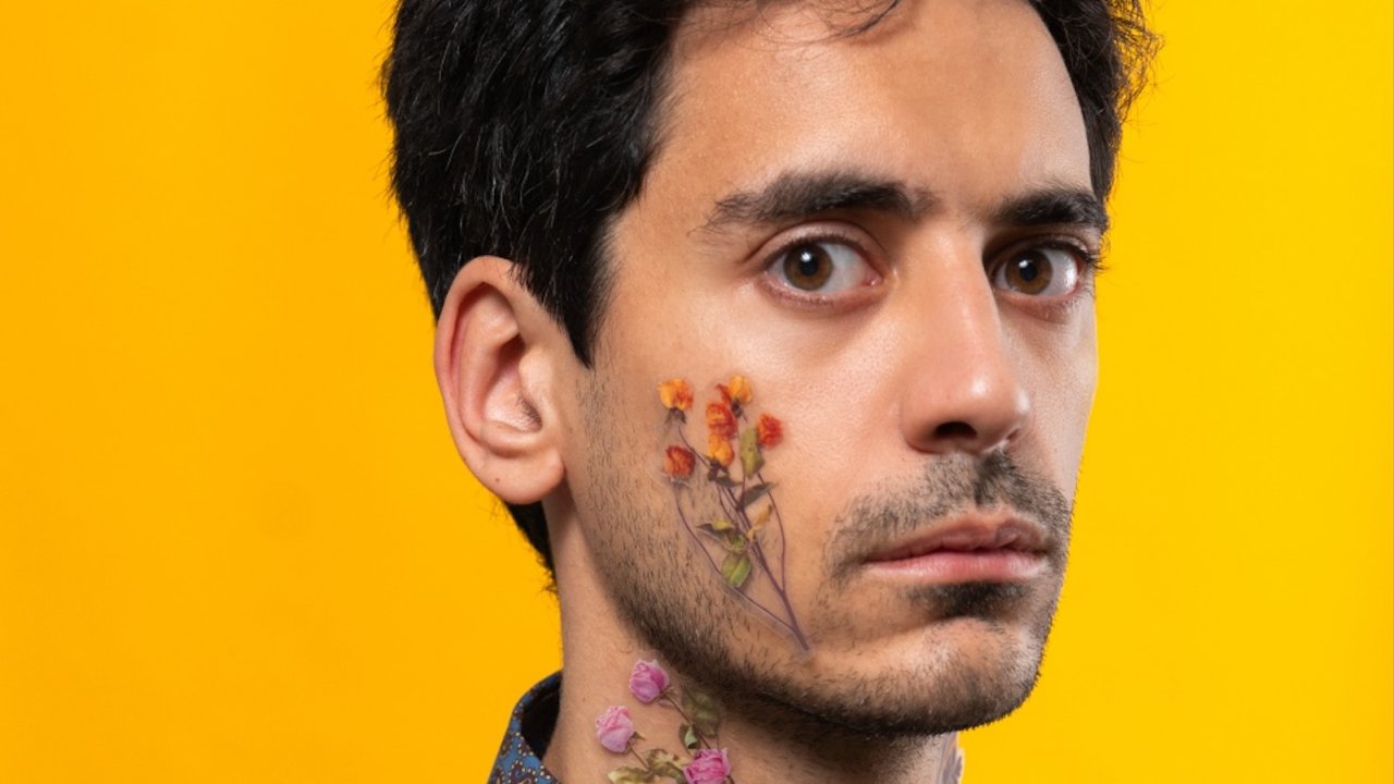 Il più bel secolo della mia vita: poster e data per il film con Valerio Lundini e Sergio Castellitto