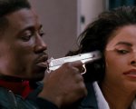 Passenger 57 - terrore ad alta quota stasera su Iris: trama e cast del thriller con  Wesley Snipes