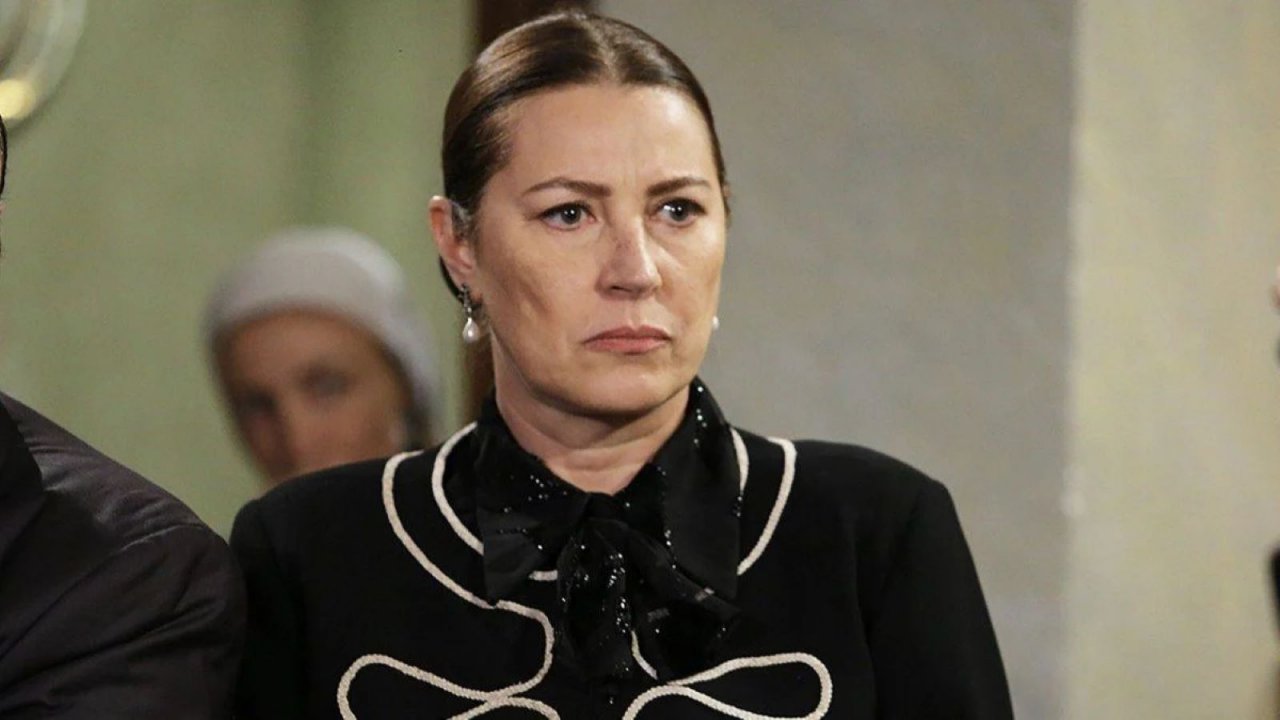 Terra Amara, anticipazioni trama 19 luglio, Yılmaz e Zuleyha: Hunkar scopre il piano segreto