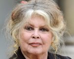 Brigitte Bardot ha avuto un malore, ma il marito rassicura: 'A 88 anni si fatica a sopportare il caldo'
