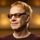Danny Elfman accusato di molestie da una compositrice: doveva pagare un risarcimento di 830.000 dollari
