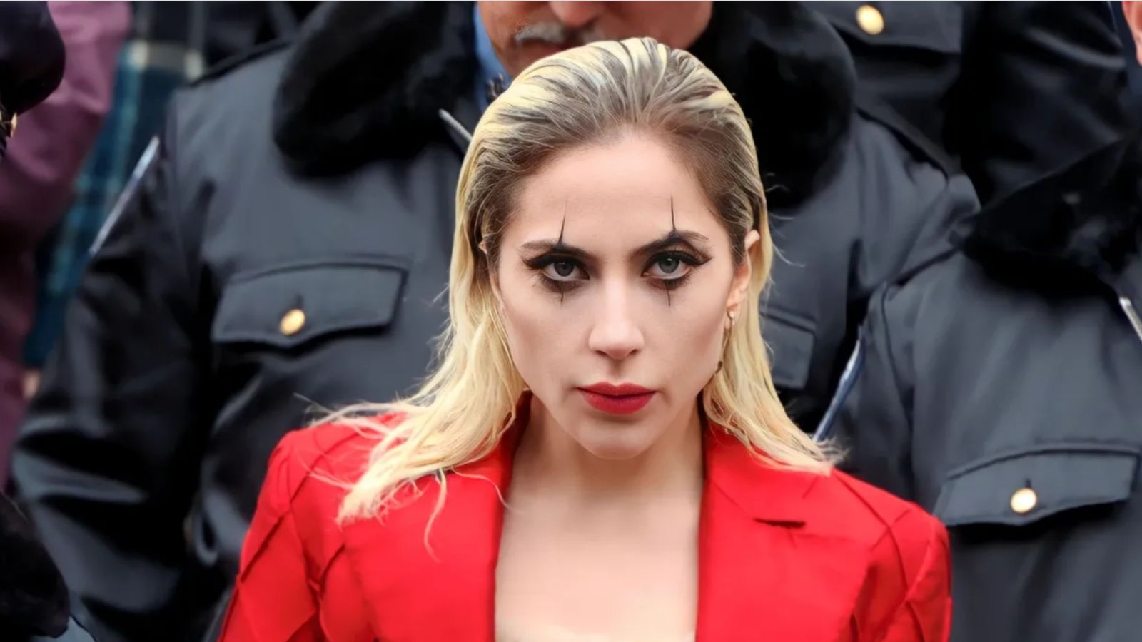 Primo piano di Lady Gaga sul set di Joker: Folie à Deux