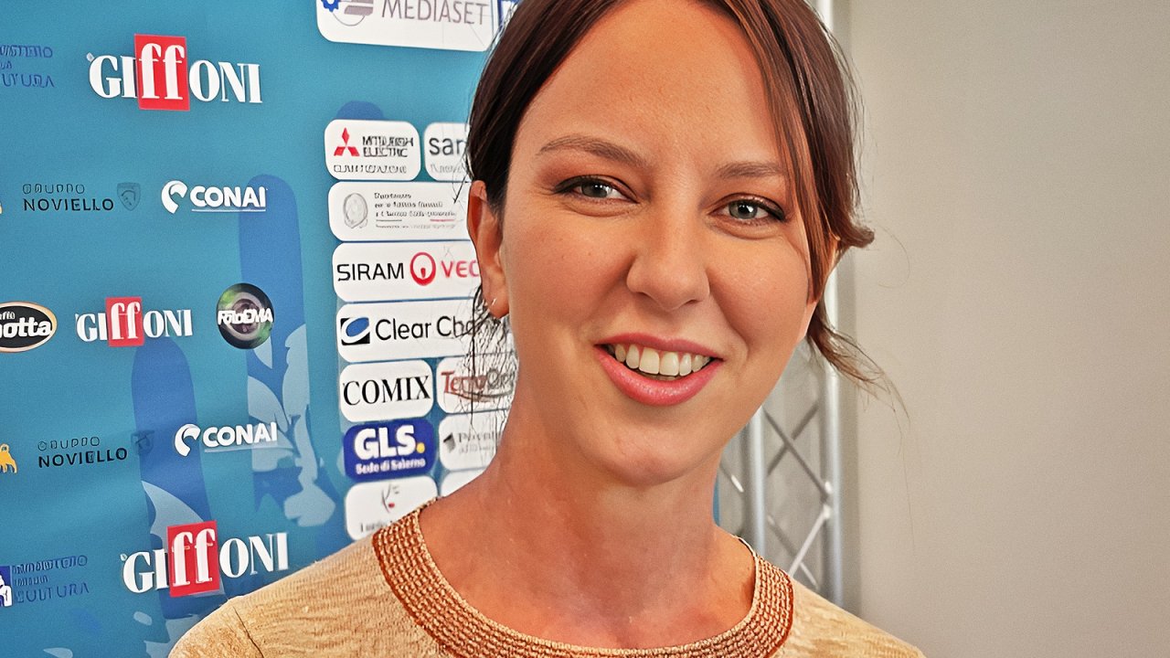 Caterina Guzzanti a Giffoni 2023: 'Con Lillo quando ci incontriamo ci annusiamo come cani!'