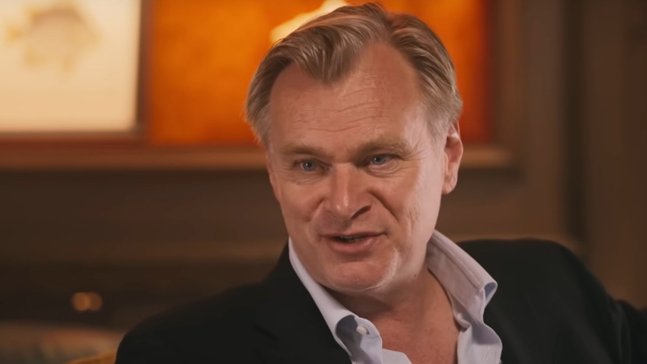 Christopher Nolan commenta lo script ispirato ai suoi film ideato dall'Intelligenza Artificiale