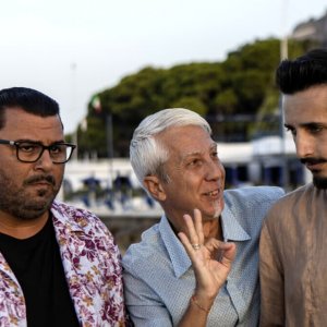 So tutto di te: Sergio Friscia, Roberto Lipari in una scena del film