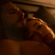 Ascolta i fiori dimenticati: una scena