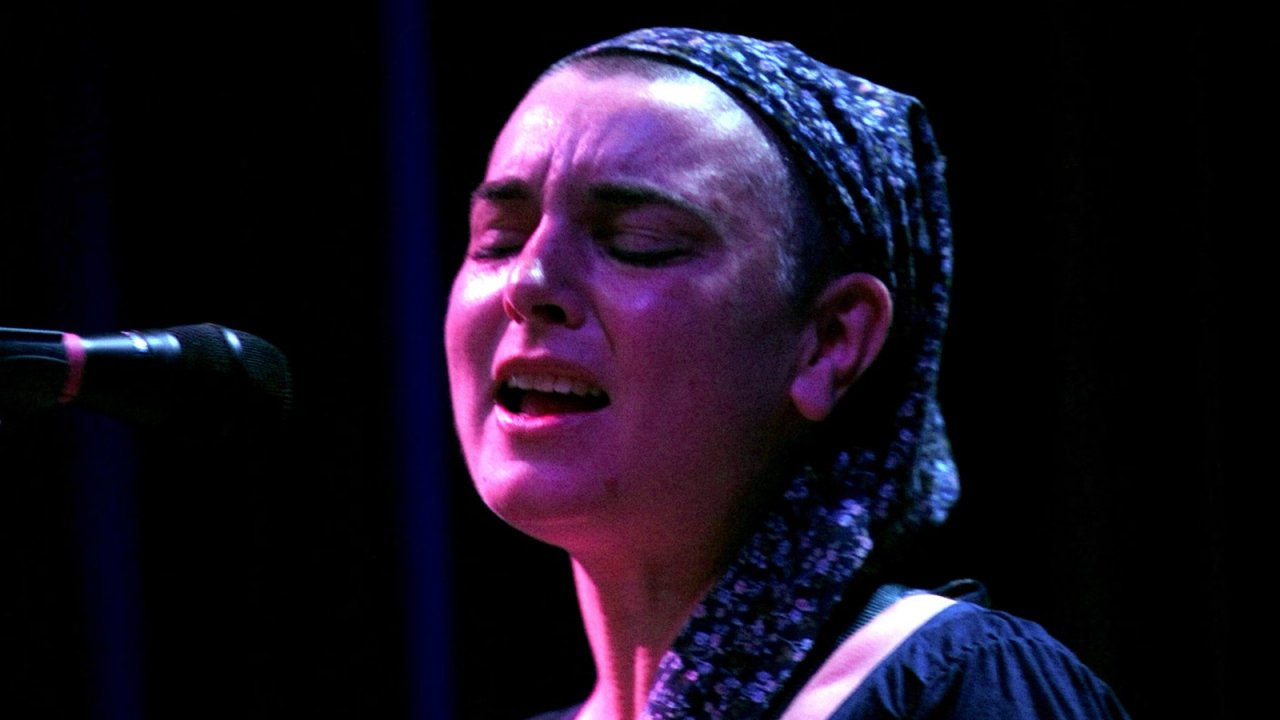 Sinéad O'Connor, la regista di Nothing Compares: 'Sono felice abbia visto la reazione al documentario'