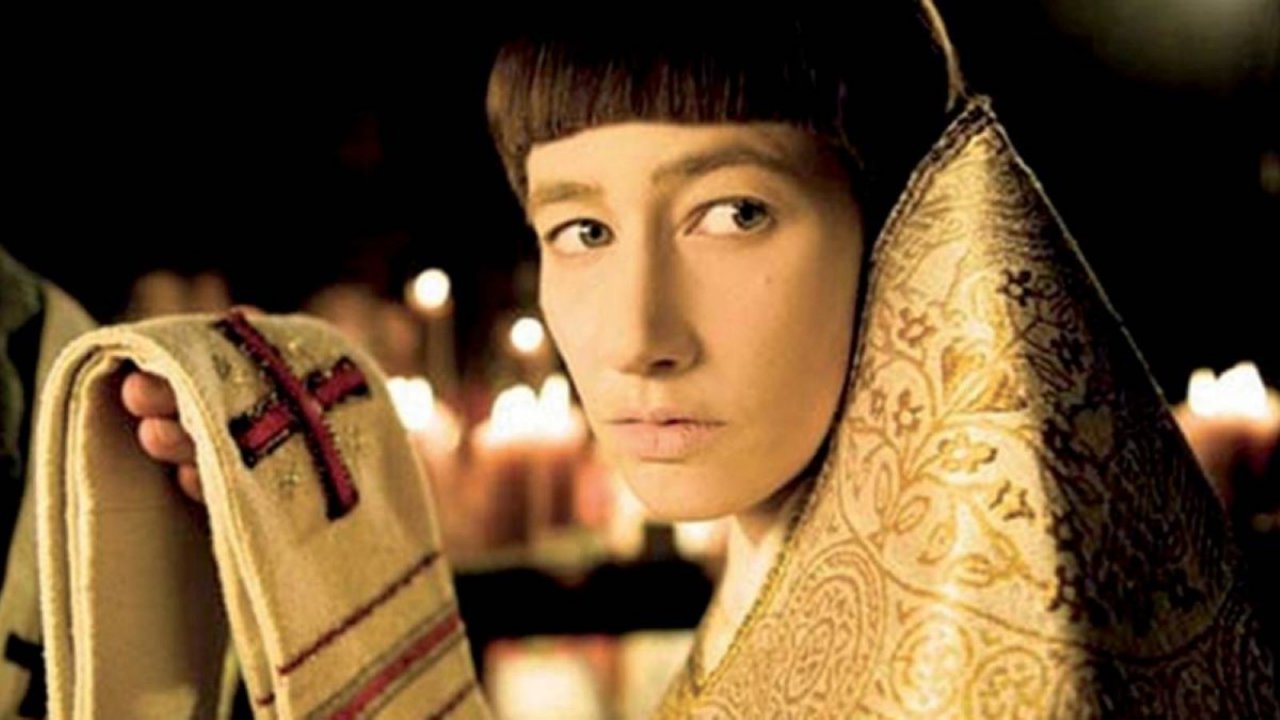 La papessa stasera su Iris: trama, cast e storia vera del film