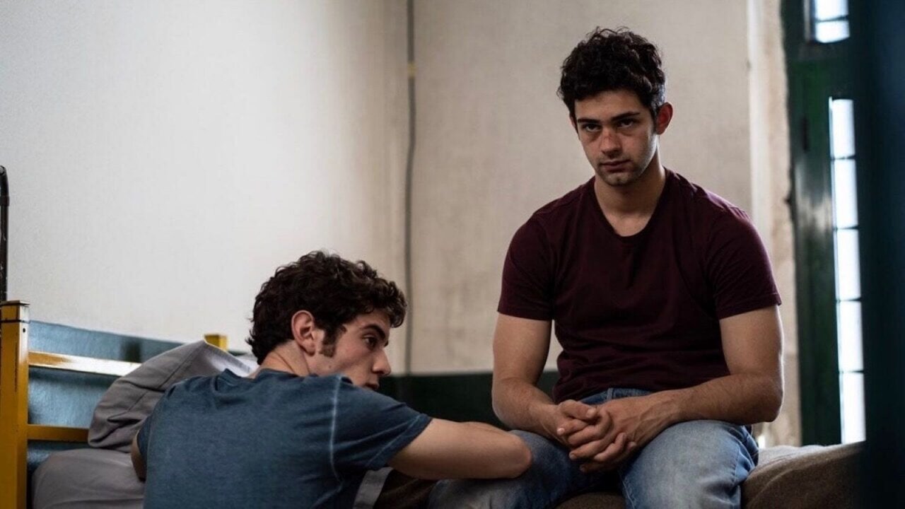 Mare Fuori finisce sul New York Times: 'Gli italiani pazzi per le star della serie'