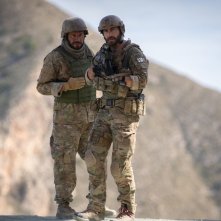 The Covenant: Jake Gyllenhaal e Dar Salim in una scena