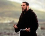 Padre Pio con Sergio Castellitto stasera su Canale 5 in replica: trama e cast