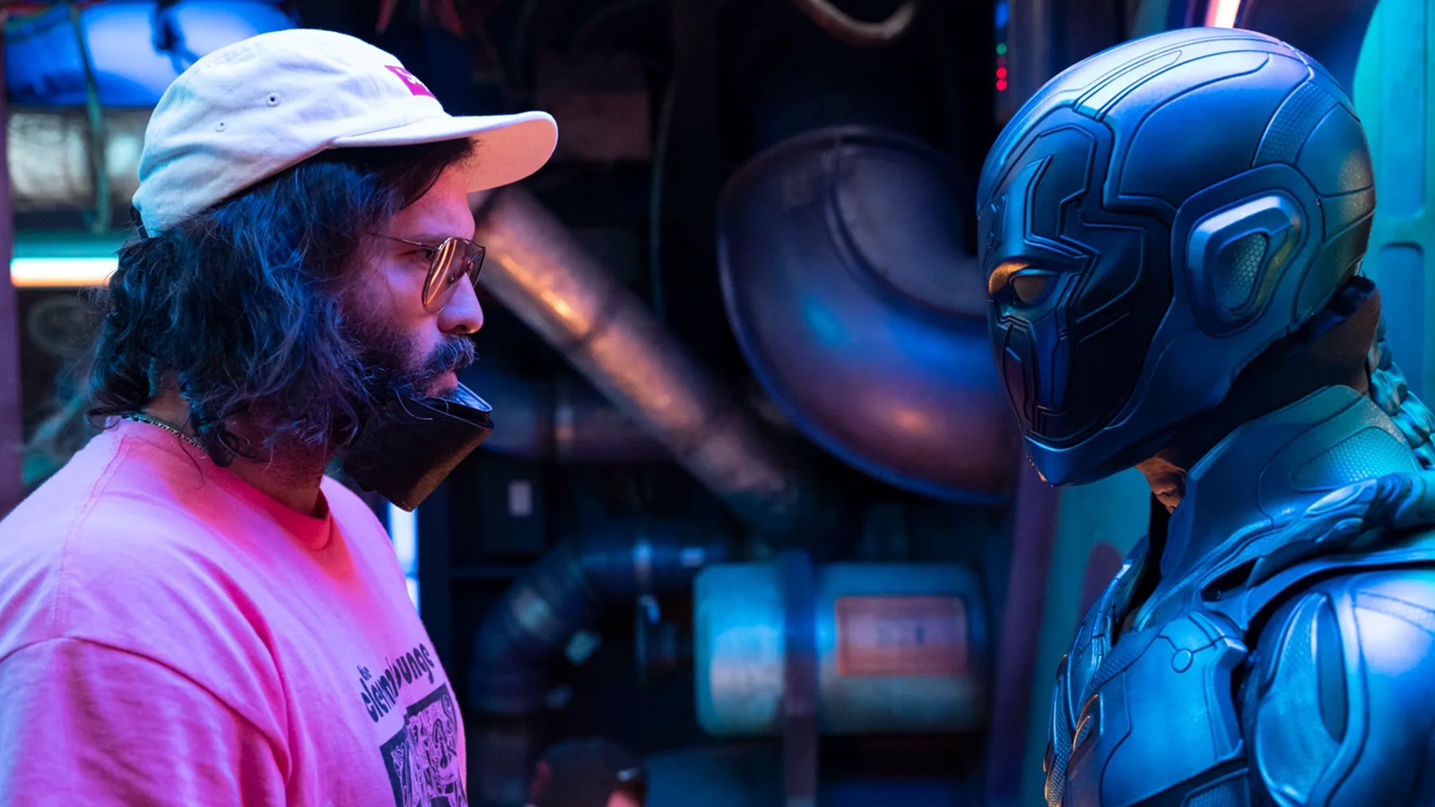 Blue Beetle: il regista ha voluto creare un 'Cronenberg per ragazzi'