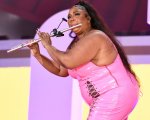 Lizzo, la cantante risponde alle accuse:'Falsità insopportabili'